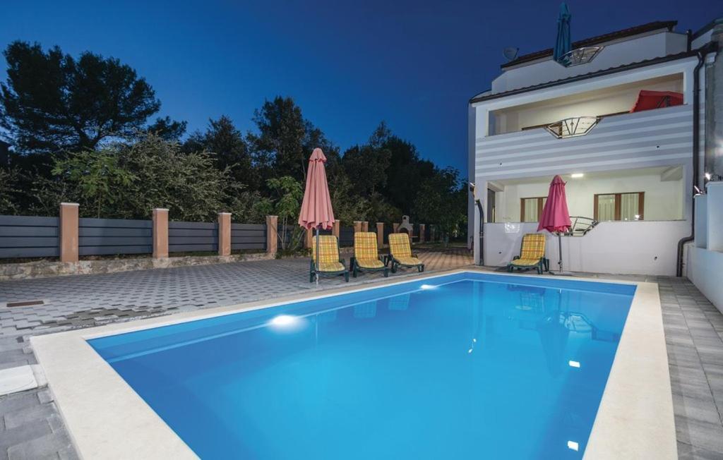 Villa Diana Pakostane Exterior photo